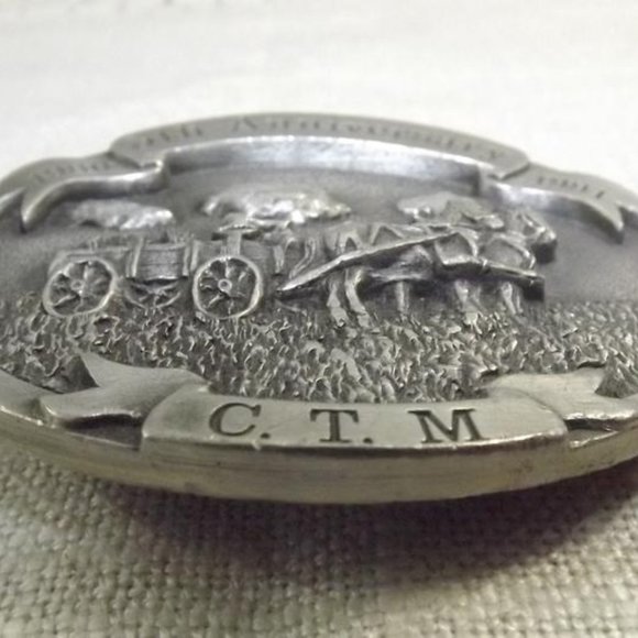 Canadian Toy Magazine 5th Anniversary Belt Buckle - Picture 2 of 7